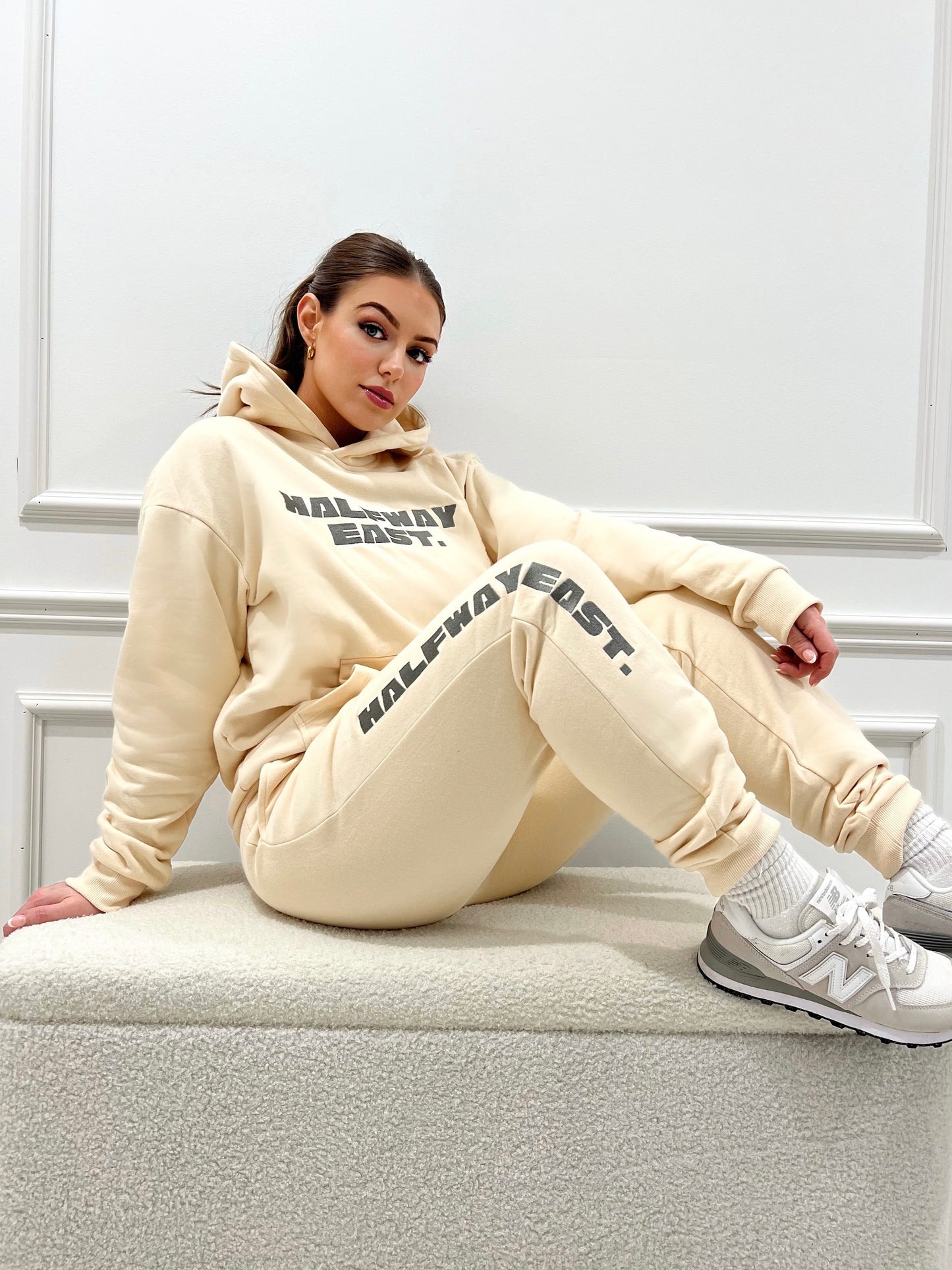 Charlotte Butter Cream hoodie