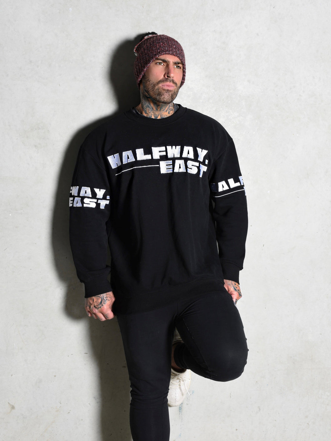 HALFWAY EAST Men's Crew Neck sweater - Black